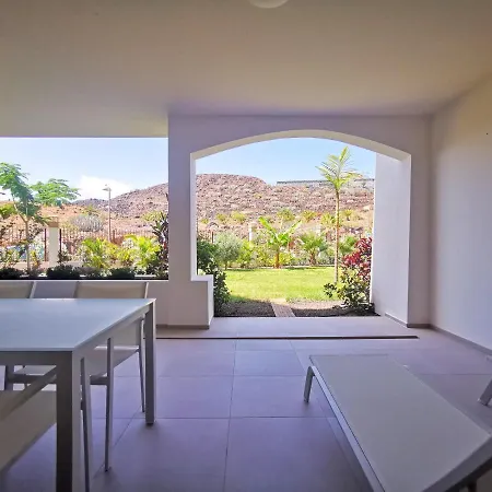 Brand New Surrounded By Tropical Gardens! * Palm-mar
