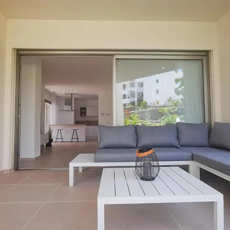 Brand New Surrounded By Tropical Gardens! Apartment *