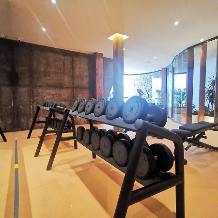 Brand New Surrounded By Tropical Gardens! *