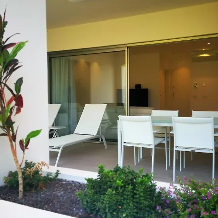 Apartment Brand New Surrounded By Tropical Gardens! *