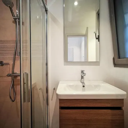 Brand New Surrounded By Tropical Gardens! Apartment *