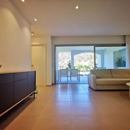 Brand New Surrounded By Tropical Gardens! * Palm-mar